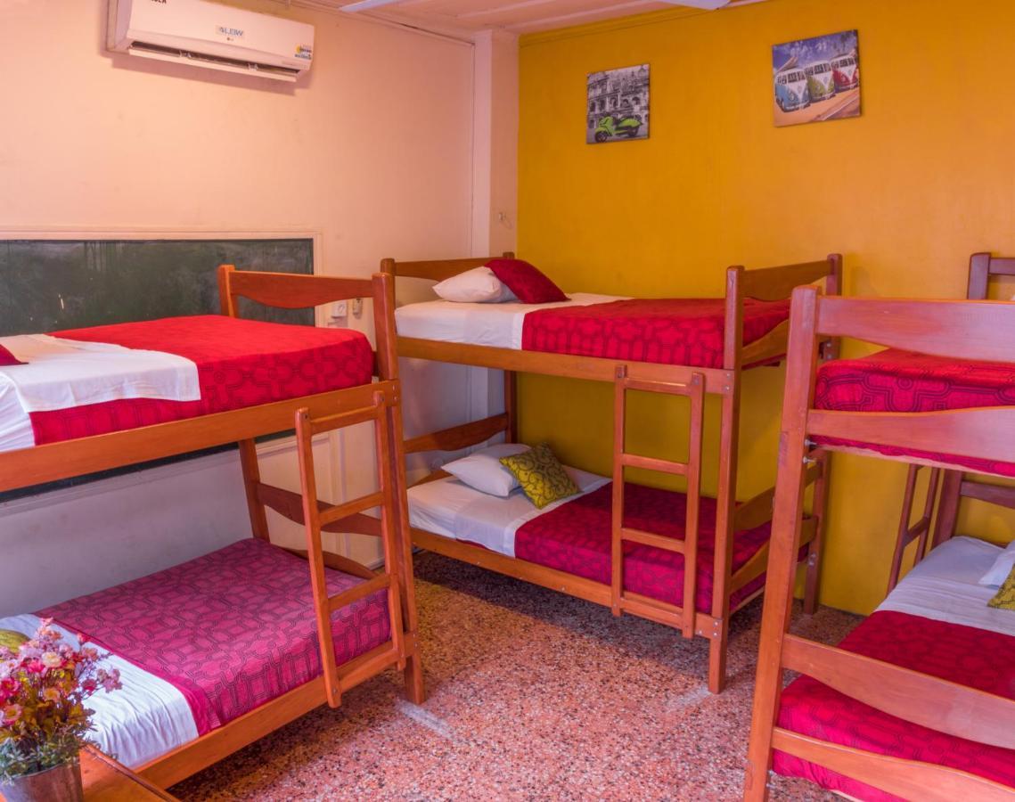 Flying Dog Hostel Ικίτος Εξωτερικό φωτογραφία