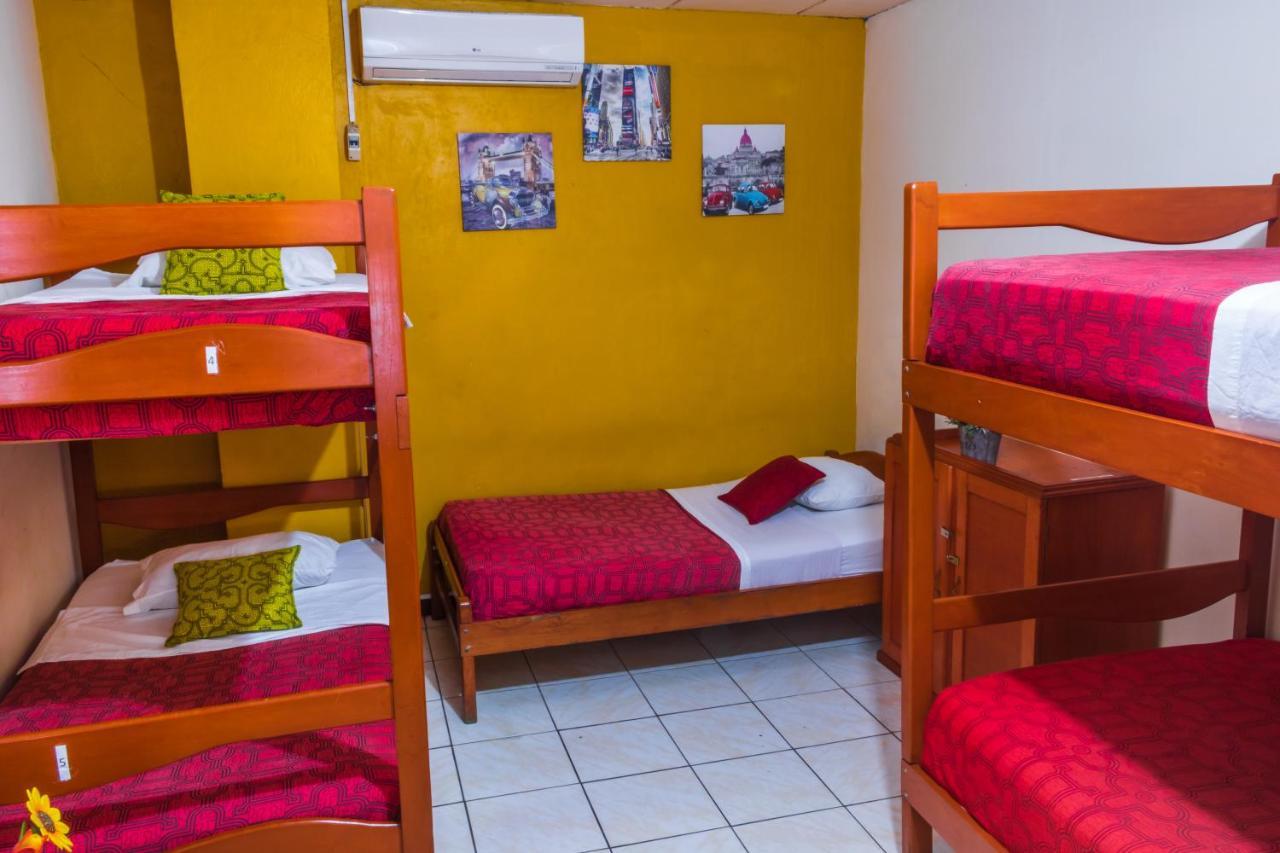 Flying Dog Hostel Ικίτος Εξωτερικό φωτογραφία